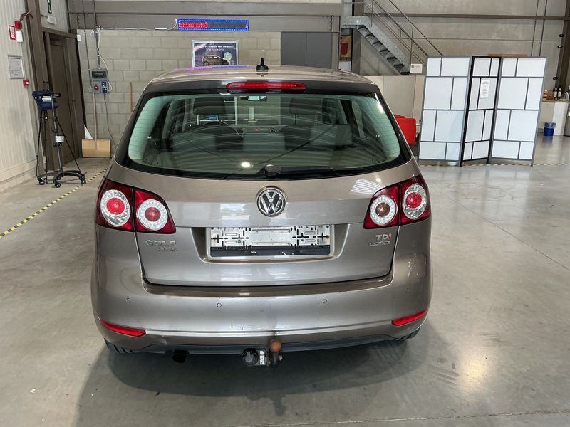 Volkswagen Golf VI Plus 1.6 TDI Trendline BlueMotion Tech 2011 – снимка 5