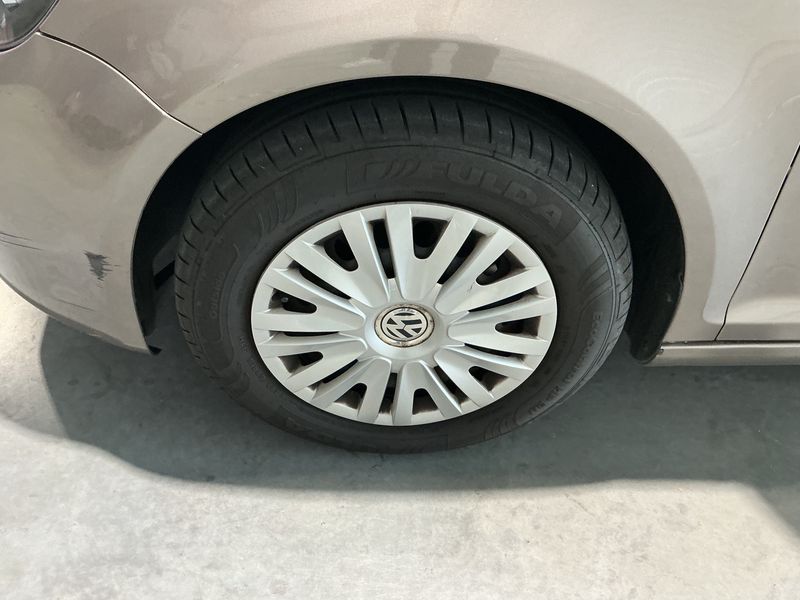 Volkswagen Golf VI Plus 1.6 TDI Trendline BlueMotion Tech 2011 – снимка 17