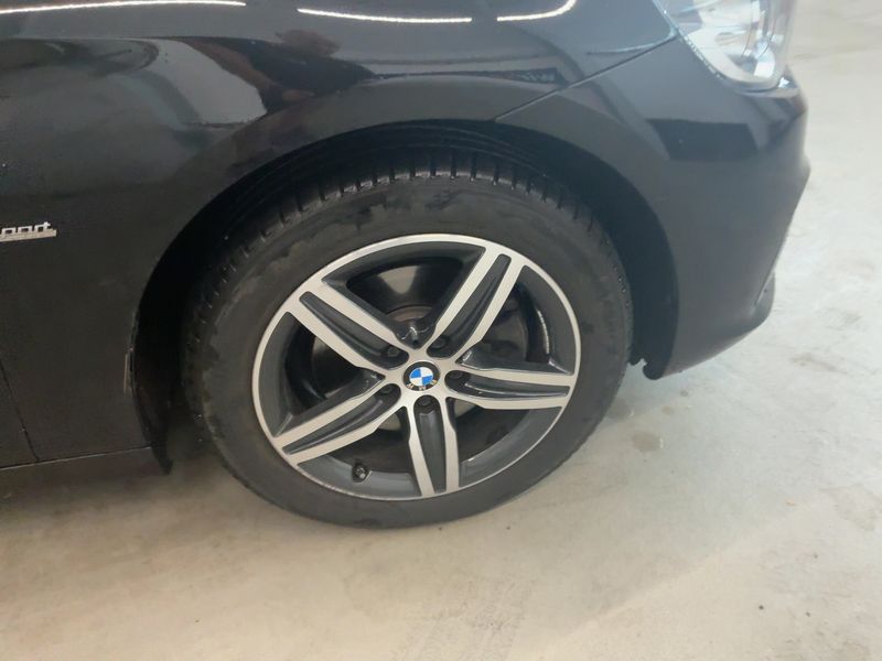 BMW 2er 220d Active Tourer xDrive Sport Line 2016 – снимка 11