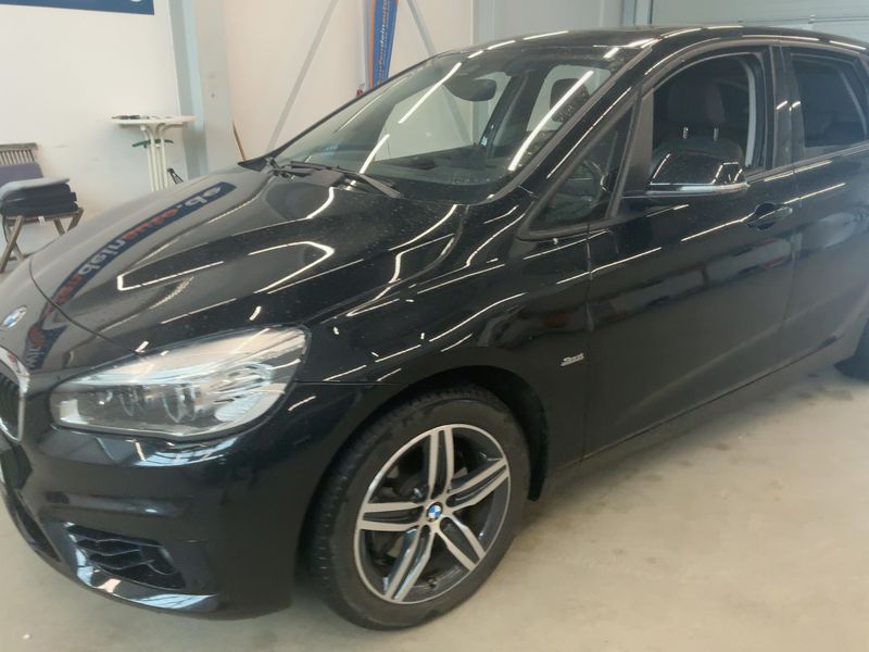 BMW 2er 220d Active Tourer xDrive Sport Line 2016 – снимка 2