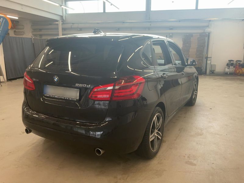 BMW 2er 220d Active Tourer xDrive Sport Line 2016 – снимка 8