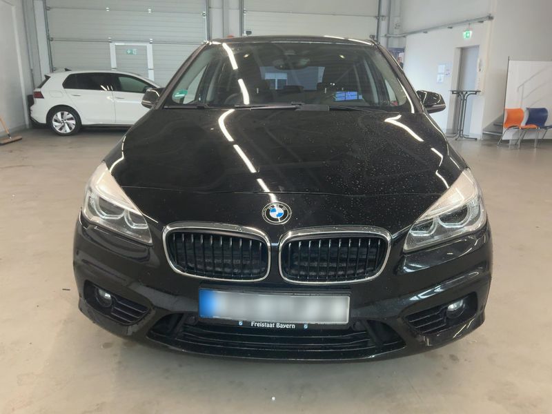 BMW 2er 220d Active Tourer xDrive Sport Line 2016 – снимка 14