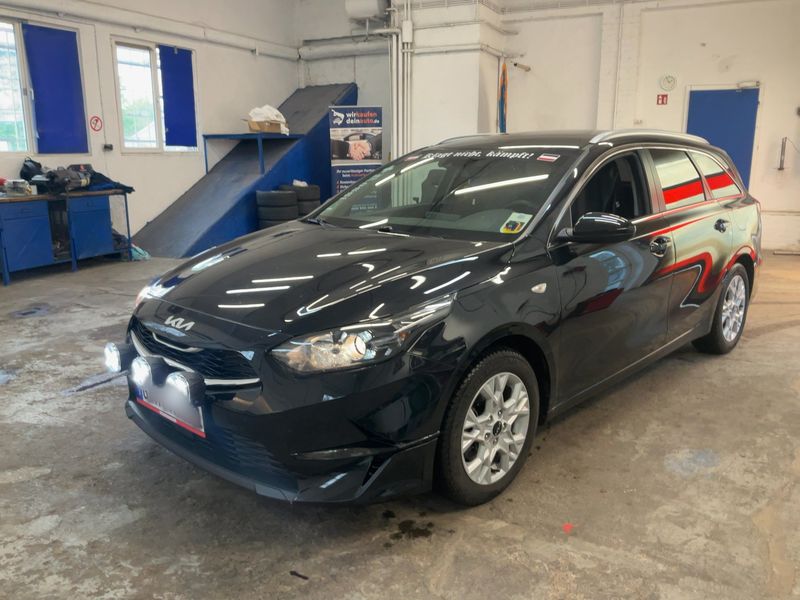 Kia cee'd 1.5 TGDI Vision 2023 – снимка 1