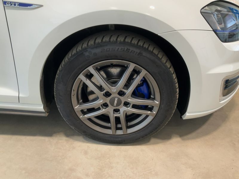 Volkswagen Golf VII 1.4 GTE 2016 – снимка 11