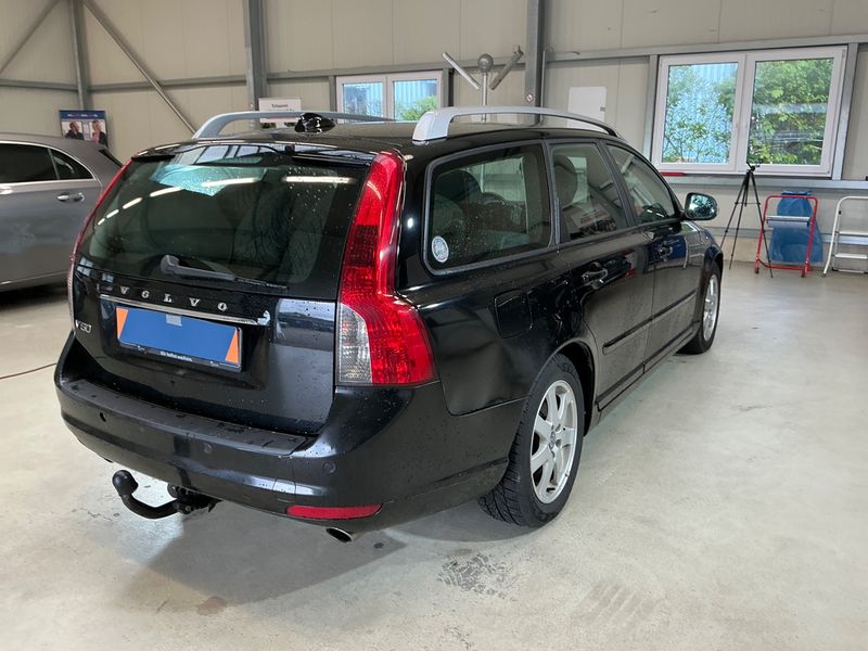Volvo V50 2.0 D3 Business Edition 2011 – снимка 2