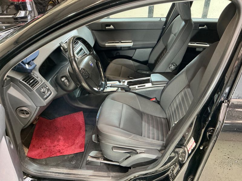 Volvo V50 2.0 D3 Business Edition 2011 – снимка 3