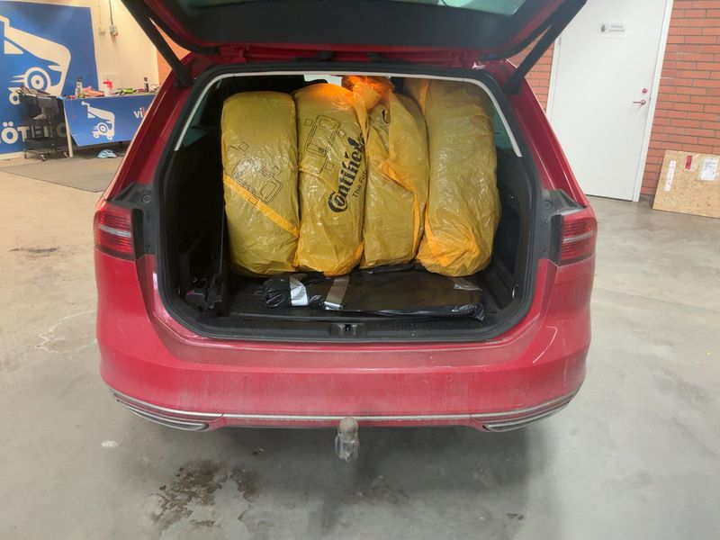 Volkswagen Passat 2.0 TDI Highline BlueMotion Tech 2017 – снимка 16