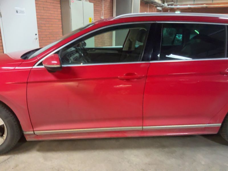 Volkswagen Passat 2.0 TDI Highline BlueMotion Tech 2017 – снимка 4