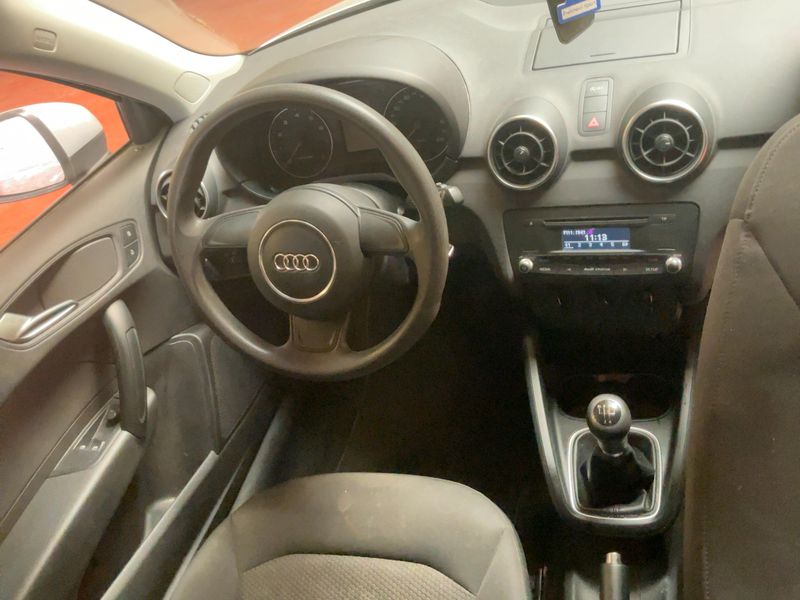 Audi A1 1.2 TFSI Attraction 2013 – снимка 17