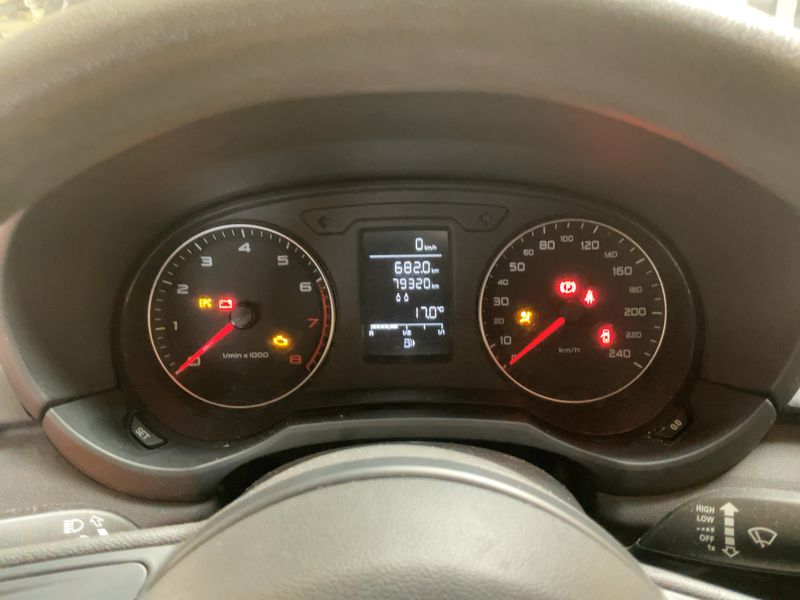 Audi A1 1.2 TFSI Attraction 2013 – снимка 18