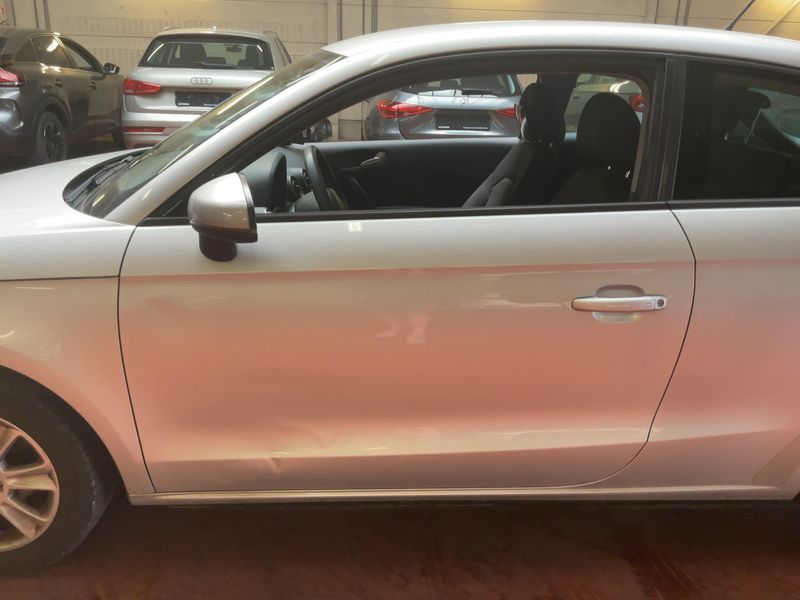 Audi A1 1.2 TFSI Attraction 2013 – снимка 4