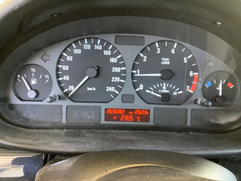 BMW 3er 316ti 2002 – снимка 4