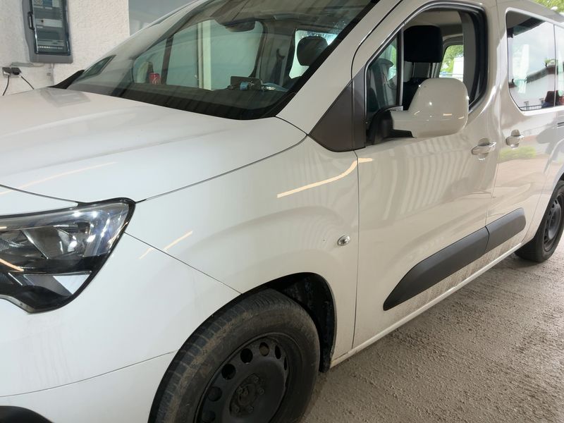 Opel Combo Life 1.2 Turbo Edition 2021 – снимка 2