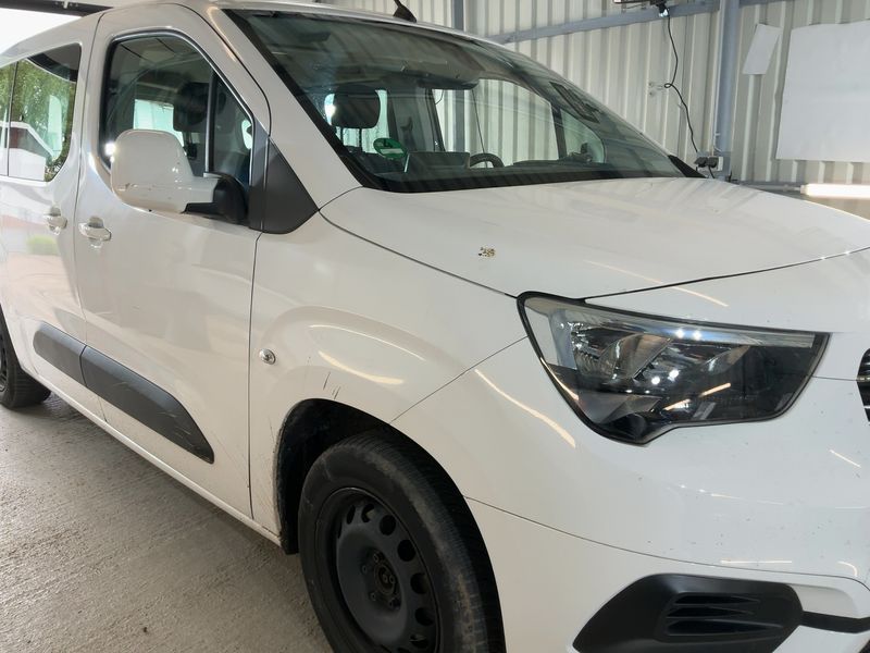 Opel Combo Life 1.2 Turbo Edition 2021 – снимка 12