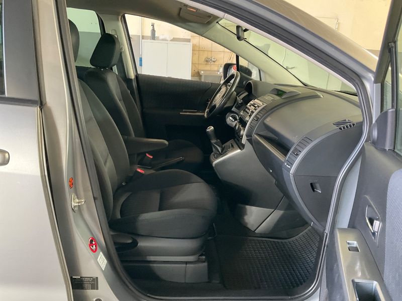 Mazda 5 2.0 Turbodiesel 110 CD TX 2010 – снимка 3