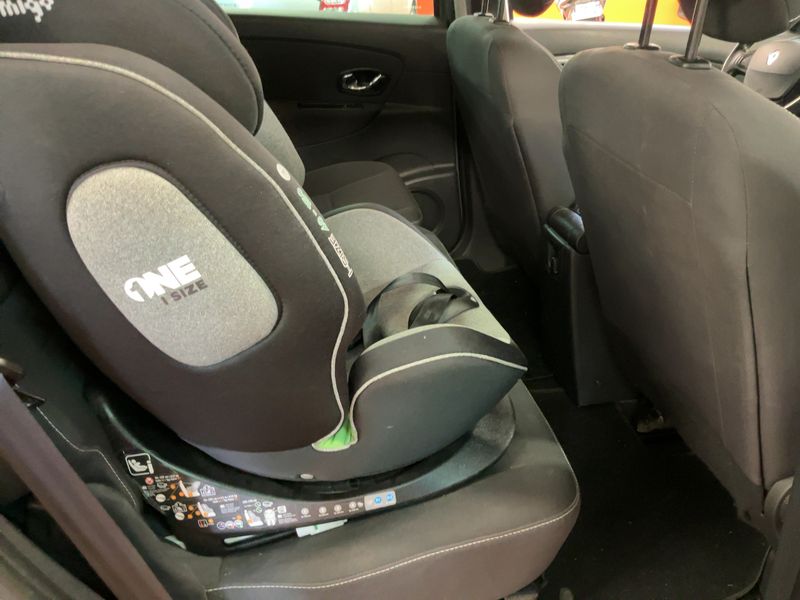 Renault Scenic 1.5 dCi Limited 2015 – снимка 19