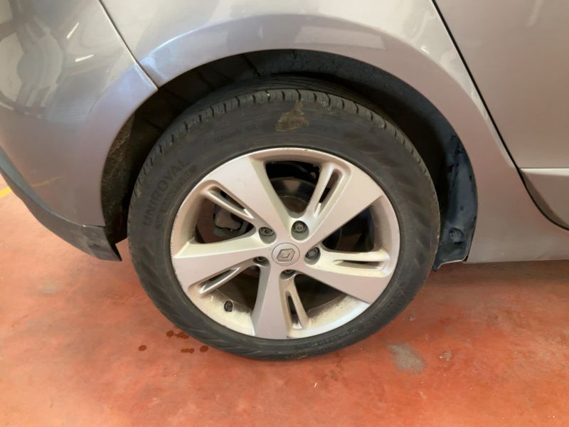 Renault Scenic 1.5 dCi Limited 2015 – снимка 9