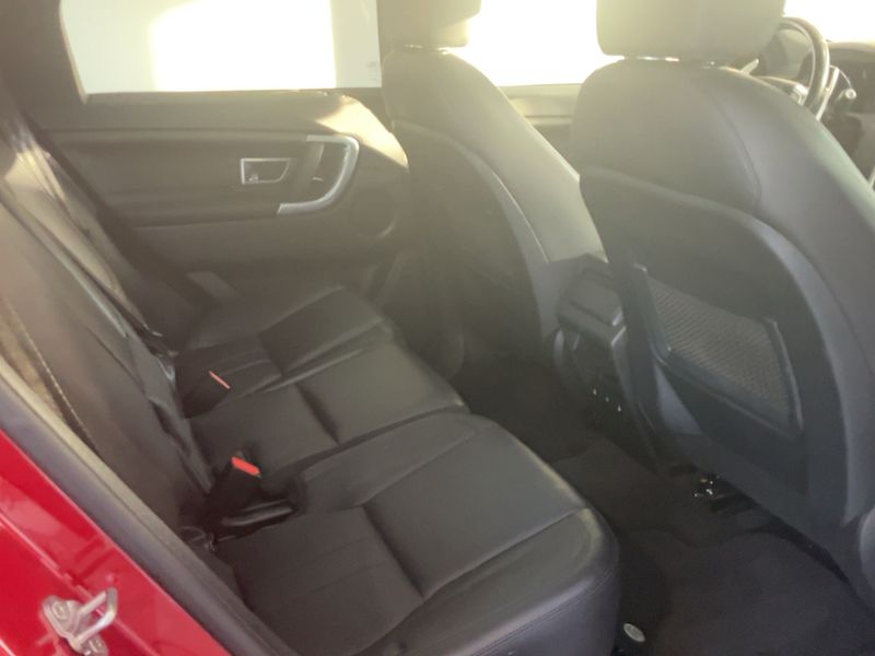 Land Rover Discovery Sport 2.0 Td4 HSE 2017 – снимка 19