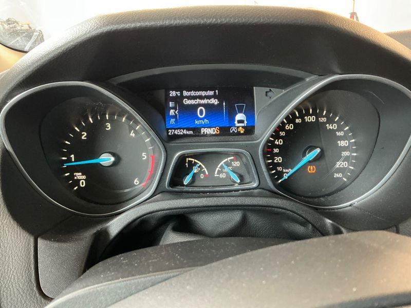 Ford Focus 2.0 TDCi Titanium 2016 – снимка 4