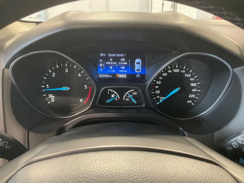 Ford Focus 1.5 TDCi Titanium 2016 – снимка 18