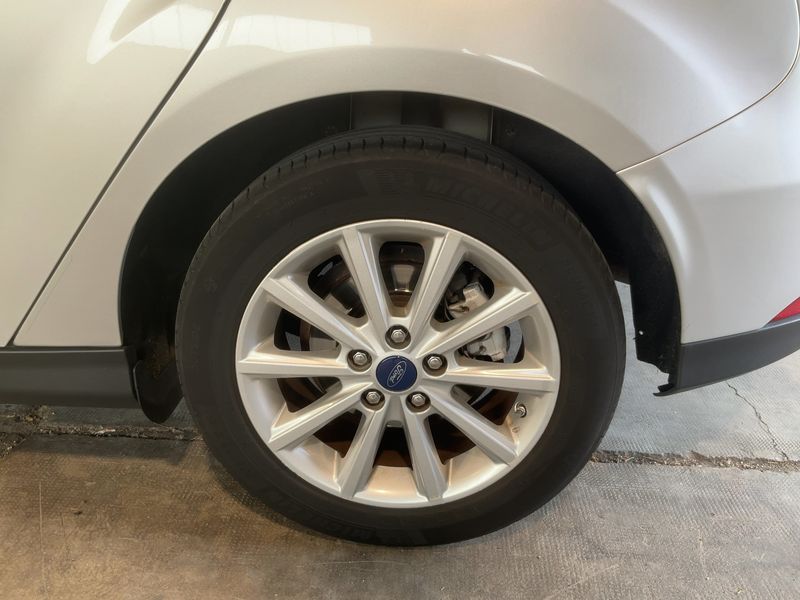 Ford Focus 1.5 TDCi Titanium 2016 – снимка 5