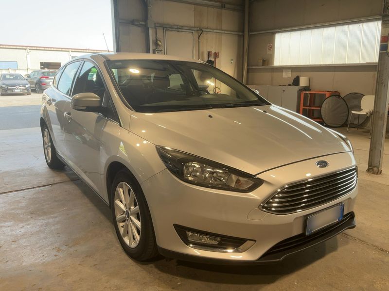Ford Focus 1.5 TDCi Titanium 2016 – снимка 12