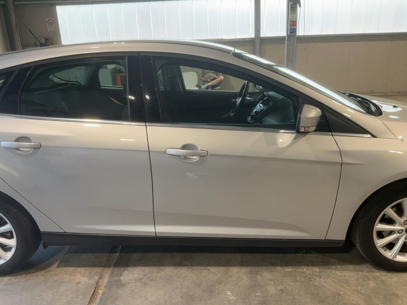 Ford Focus 1.5 TDCi Titanium 2016 – снимка 10