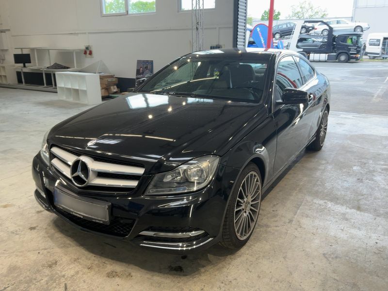 Mercedes-Benz C-Klasse C 220 CDI BlueEfficiency 2012