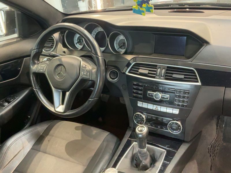 Mercedes-Benz C-Klasse C 220 CDI BlueEfficiency 2012 – снимка 12