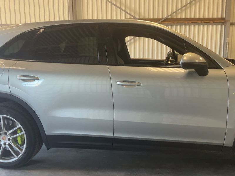 Porsche Cayenne E-Hybrid 2020 – снимка 10