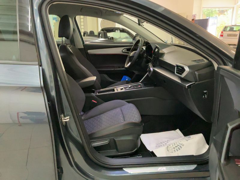 Seat Leon 1.4 TSI e-HYBRID FR 2021 – снимка 16