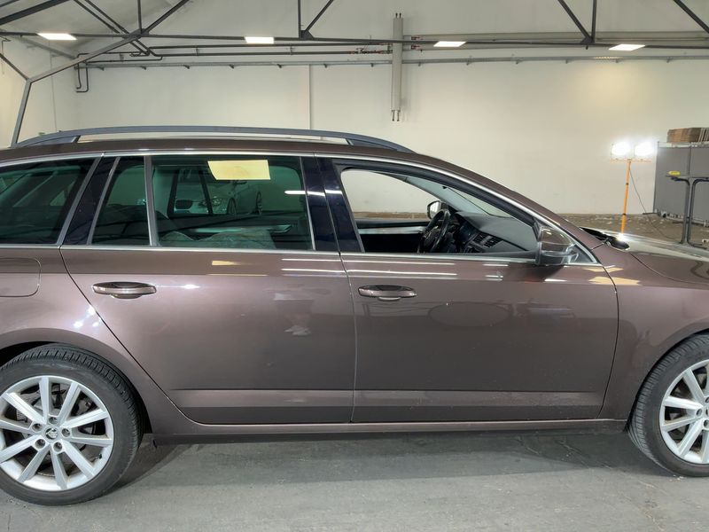 Skoda Octavia 2.0 TDI Elegance 2014 – снимка 10