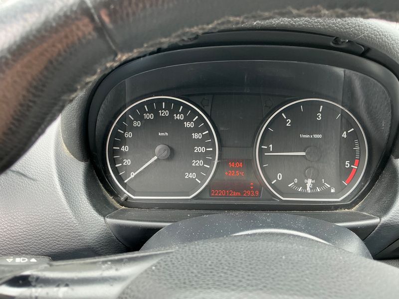 BMW 1er 118d 2009 – снимка 4