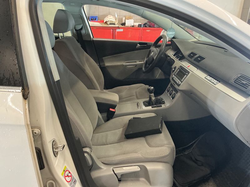 Volkswagen Passat 2.0 TDI Comfortline 2007 – снимка 3