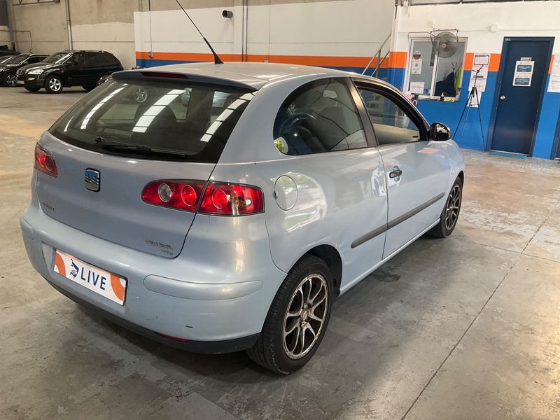 Seat Ibiza 1.9 TDI Stella 2002 – снимка 2
