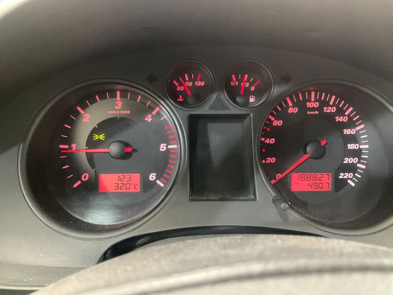 Seat Ibiza 1.9 TDI Stella 2002 – снимка 4