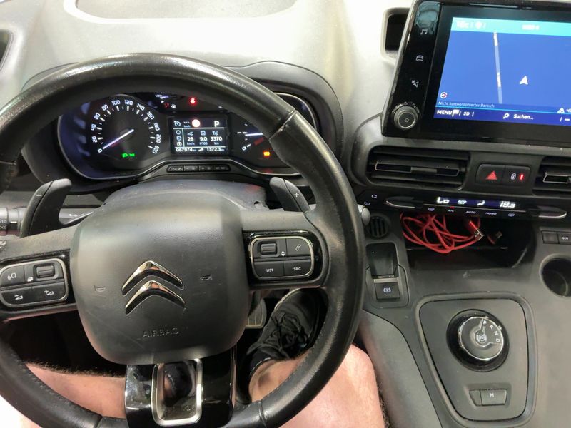 Citroen Berlingo 1.2 PureTech Shine M 2020 – снимка 17