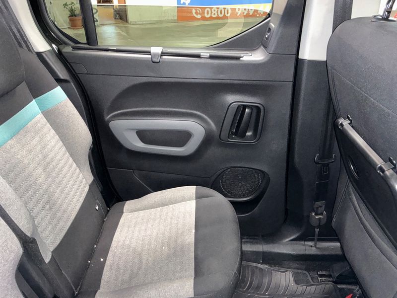 Citroen Berlingo 1.2 PureTech Shine M 2020 – снимка 30