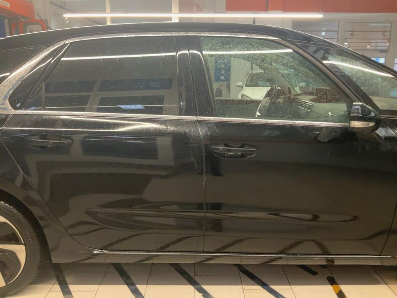 Citroen C4 Spacetourer 2.0 Blue-HDi Shine 2018 – снимка на щета
