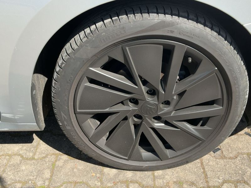 Skoda Octavia 2.0 TDI First Edition 2020 – снимка 11