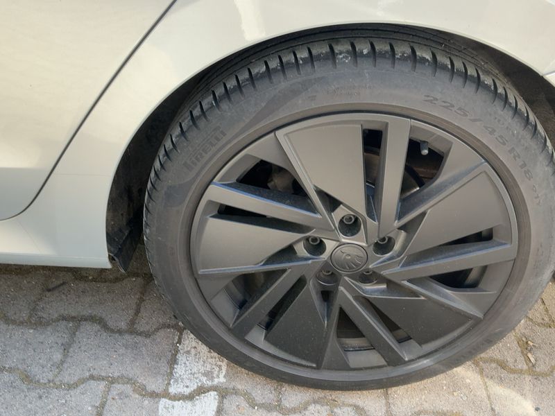 Skoda Octavia 2.0 TDI First Edition 2020 – снимка 5