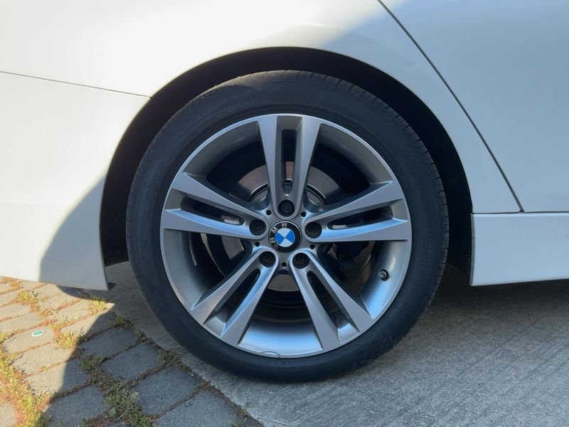 BMW 3er 320d xDrive Sport Line 2019 – снимка 19