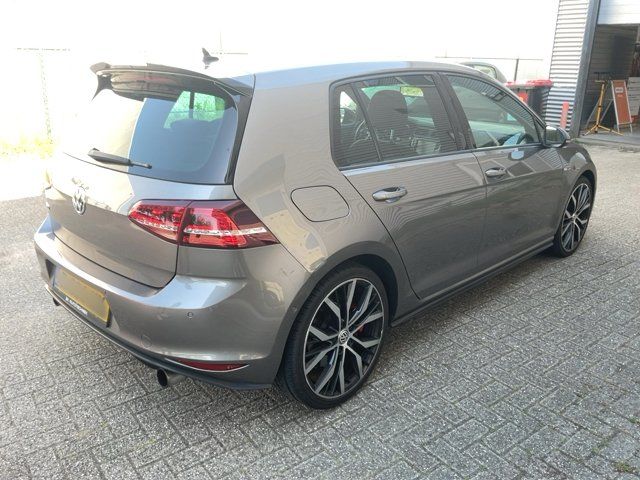 Volkswagen Golf VII 2.0 TFSI GTI "Performance" BlueMotion Tech 2014 – снимка 8