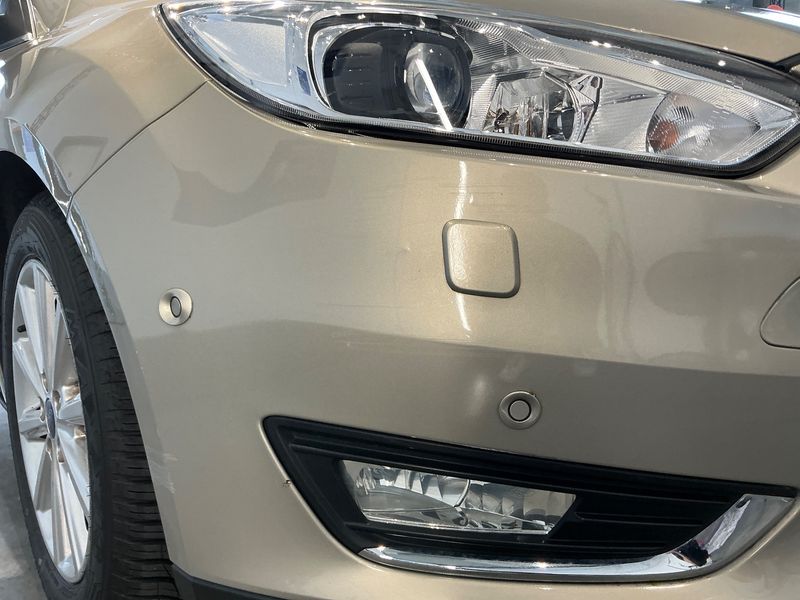 Ford Focus 1.0 EcoBoost Business 2015 – снимка 28