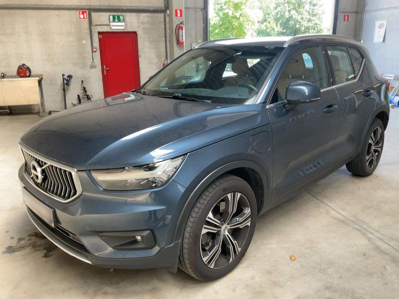 Volvo XC40 1.5 T5 Recharge Plug-in Hybrid Inscription 2WD 2021 – снимка 1