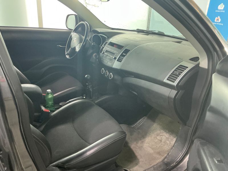 Citroen C-Crosser 2.2 HDi SX 2008 – снимка 3