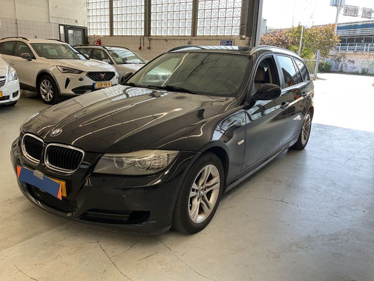 BMW 3er 318i 2011 – снимка 1