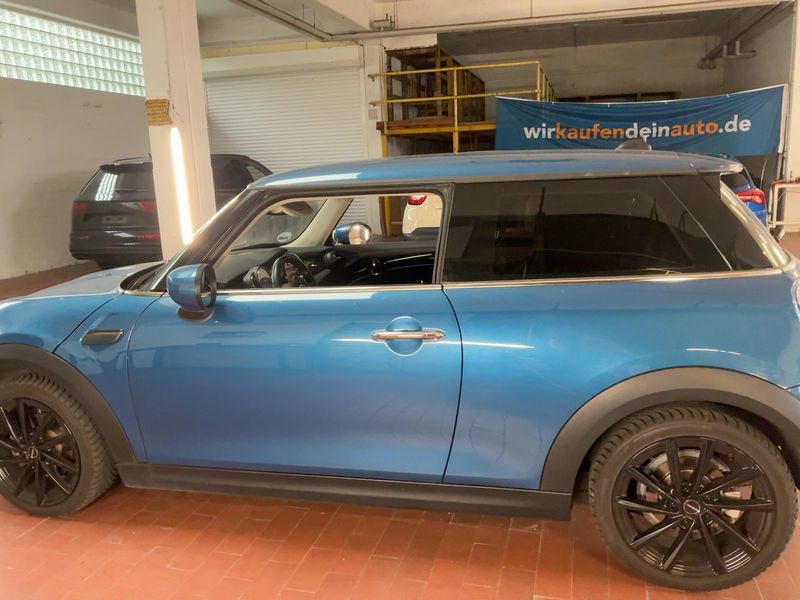 MINI Cooper Classic Trim 2022 – снимка 4