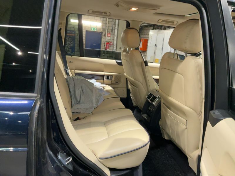 Land Rover Range Rover 3.6 TD V8 Vogue 2008 – снимка 19