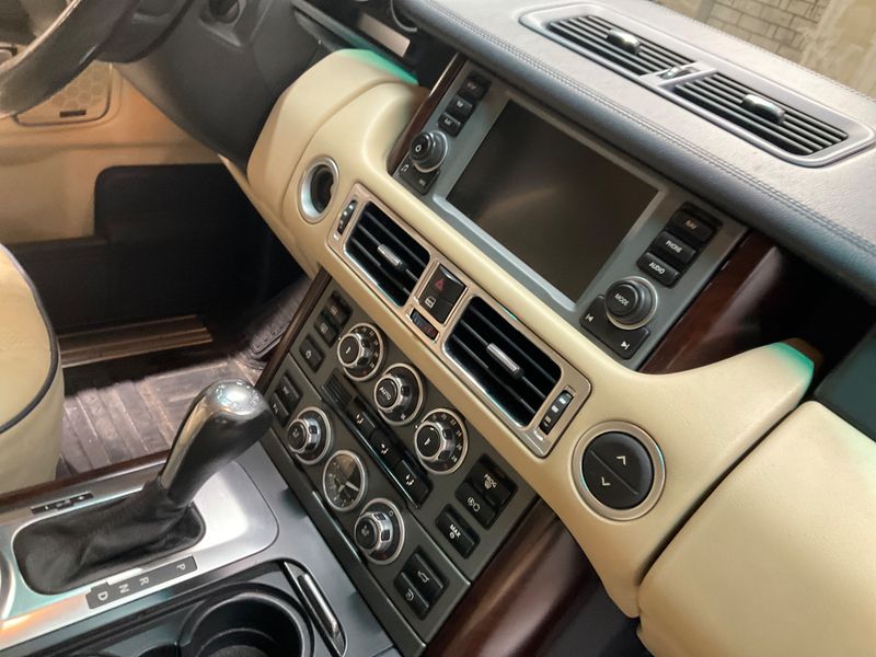 Land Rover Range Rover 3.6 TD V8 Vogue 2008 – снимка 35